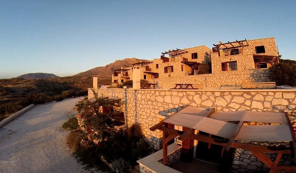 Ville Du Soleil - Exclusive Homes With Rustic Charm And Sensational Views Of The Mediterranean Sea Makrýgialos Buitenkant foto