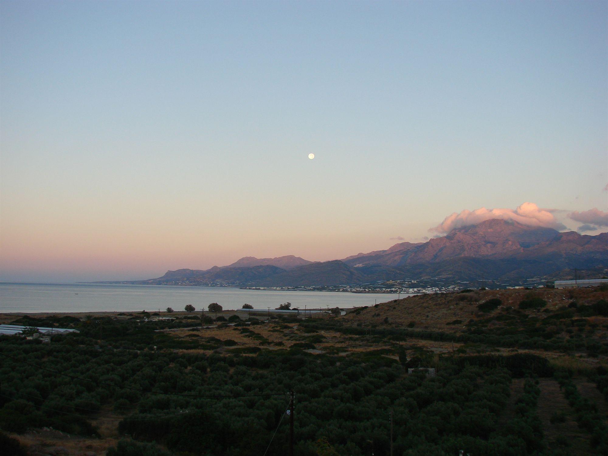 Ville Du Soleil - Exclusive Homes With Rustic Charm And Sensational Views Of The Mediterranean Sea Makrýgialos Buitenkant foto