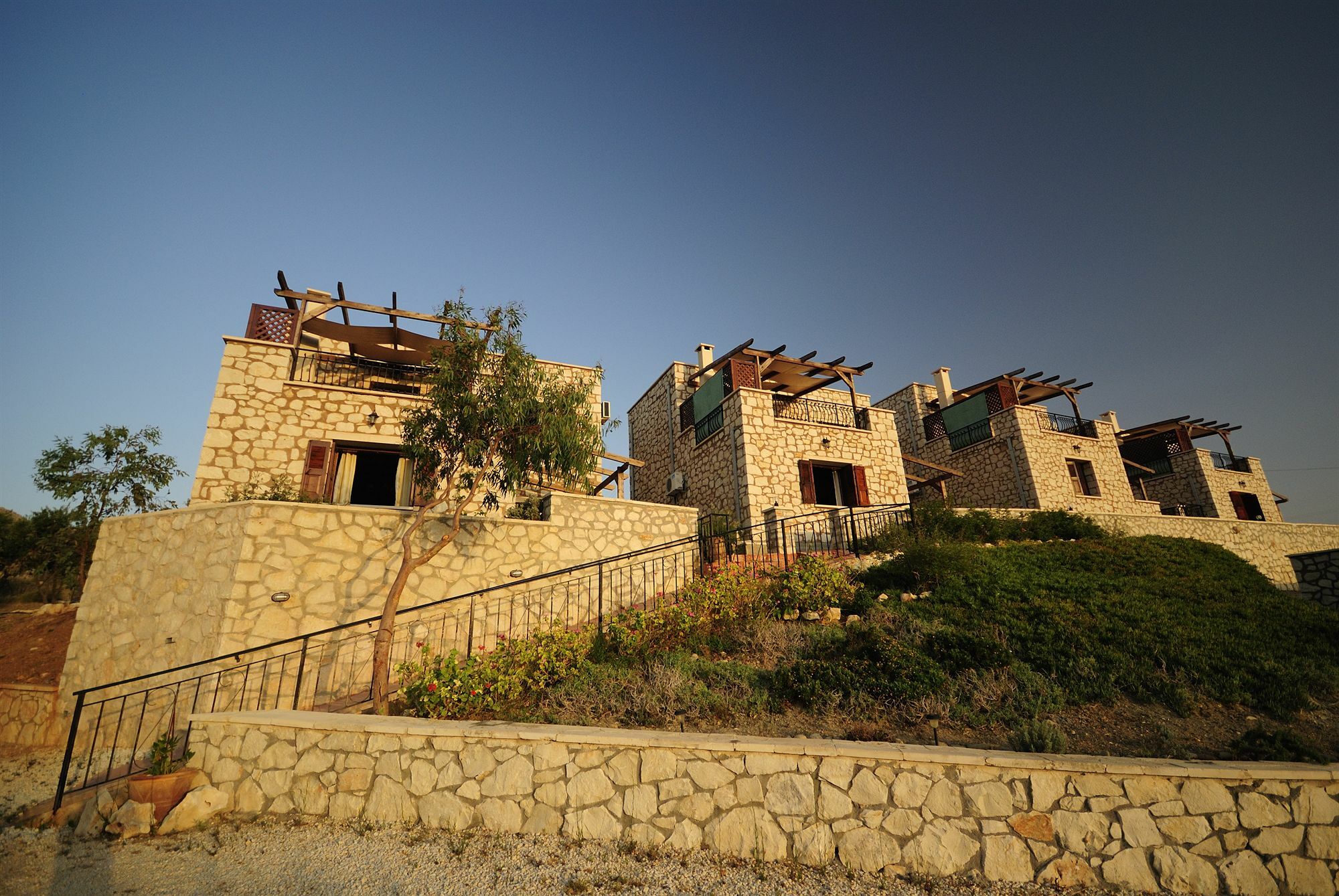Ville Du Soleil - Exclusive Homes With Rustic Charm And Sensational Views Of The Mediterranean Sea Makrýgialos Buitenkant foto