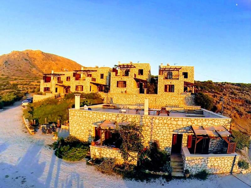Ville Du Soleil - Exclusive Homes With Rustic Charm And Sensational Views Of The Mediterranean Sea Makrýgialos Buitenkant foto