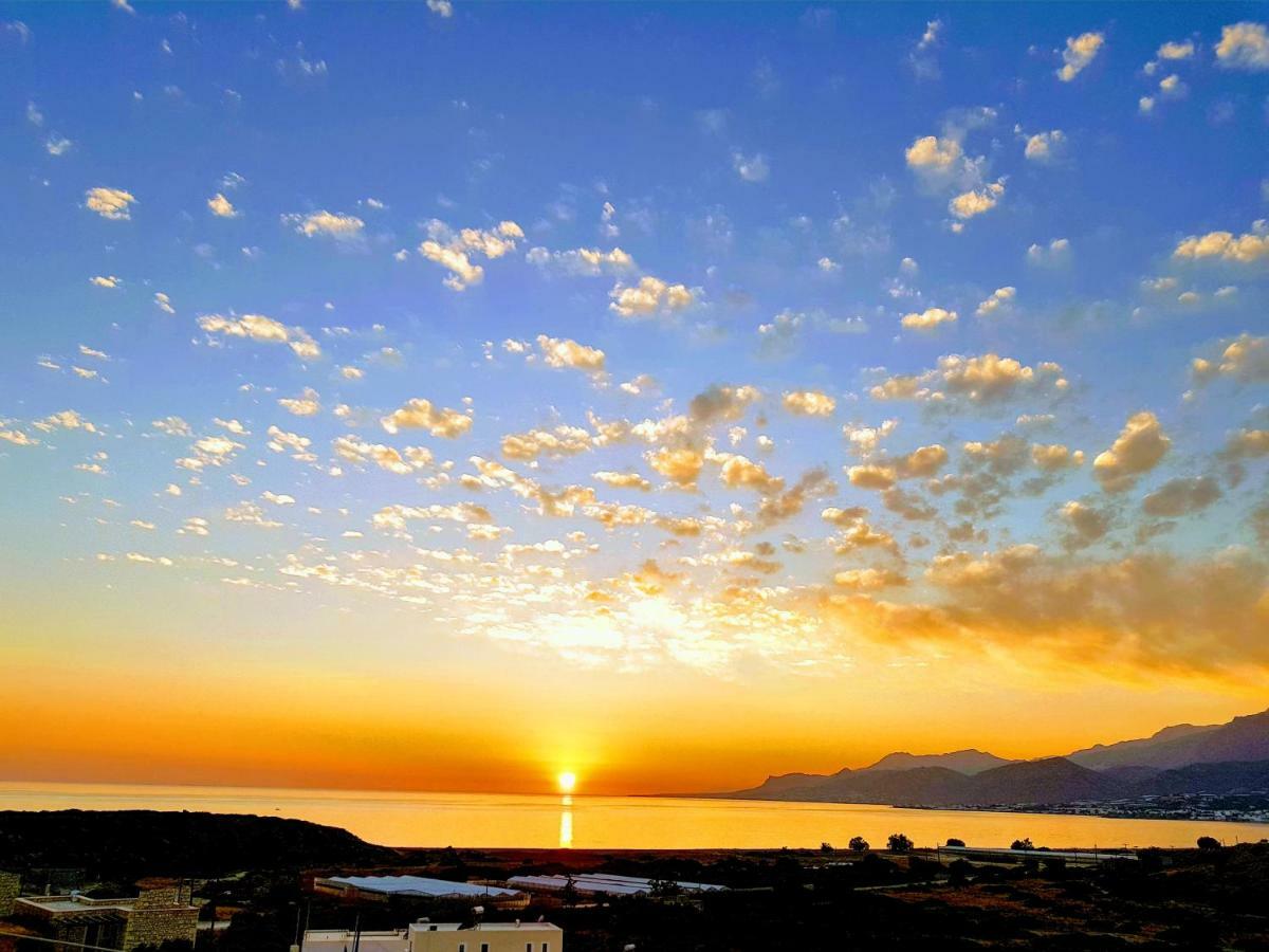 Ville Du Soleil - Exclusive Homes With Rustic Charm And Sensational Views Of The Mediterranean Sea Makrýgialos Buitenkant foto