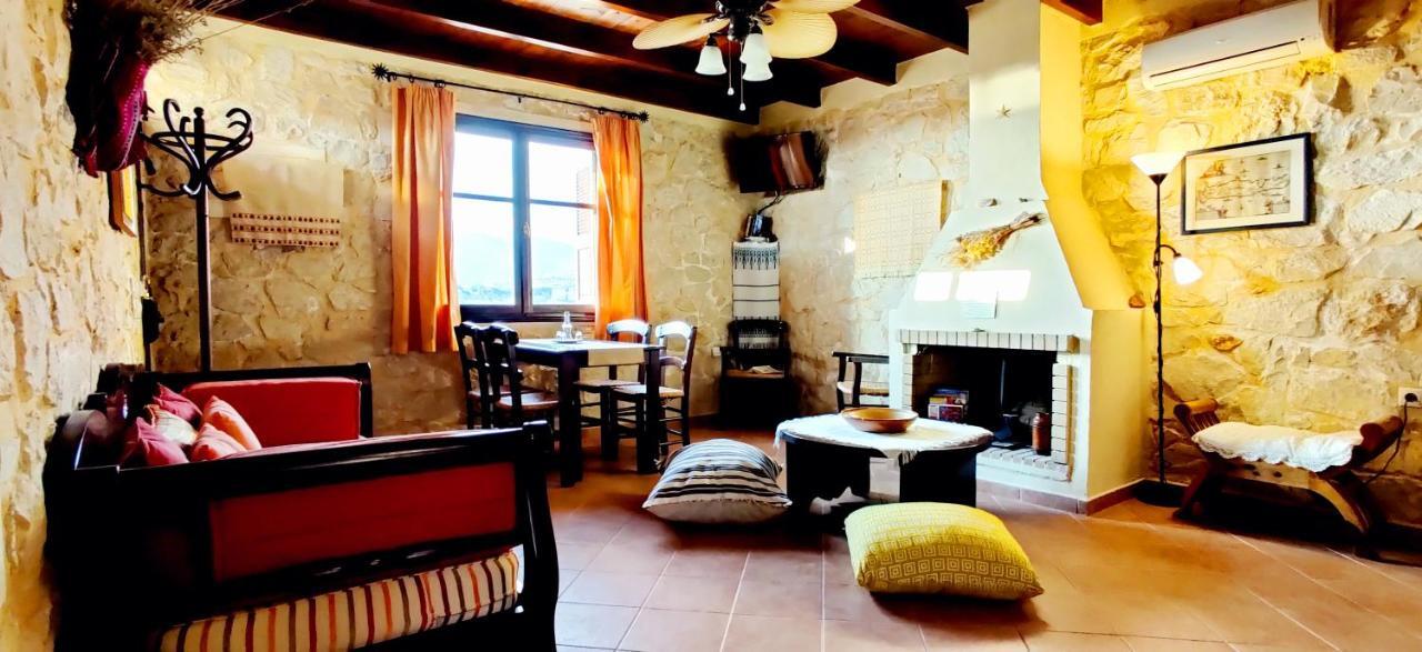 Ville Du Soleil - Exclusive Homes With Rustic Charm And Sensational Views Of The Mediterranean Sea Makrýgialos Buitenkant foto